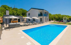 Beautiful Home In Imotski